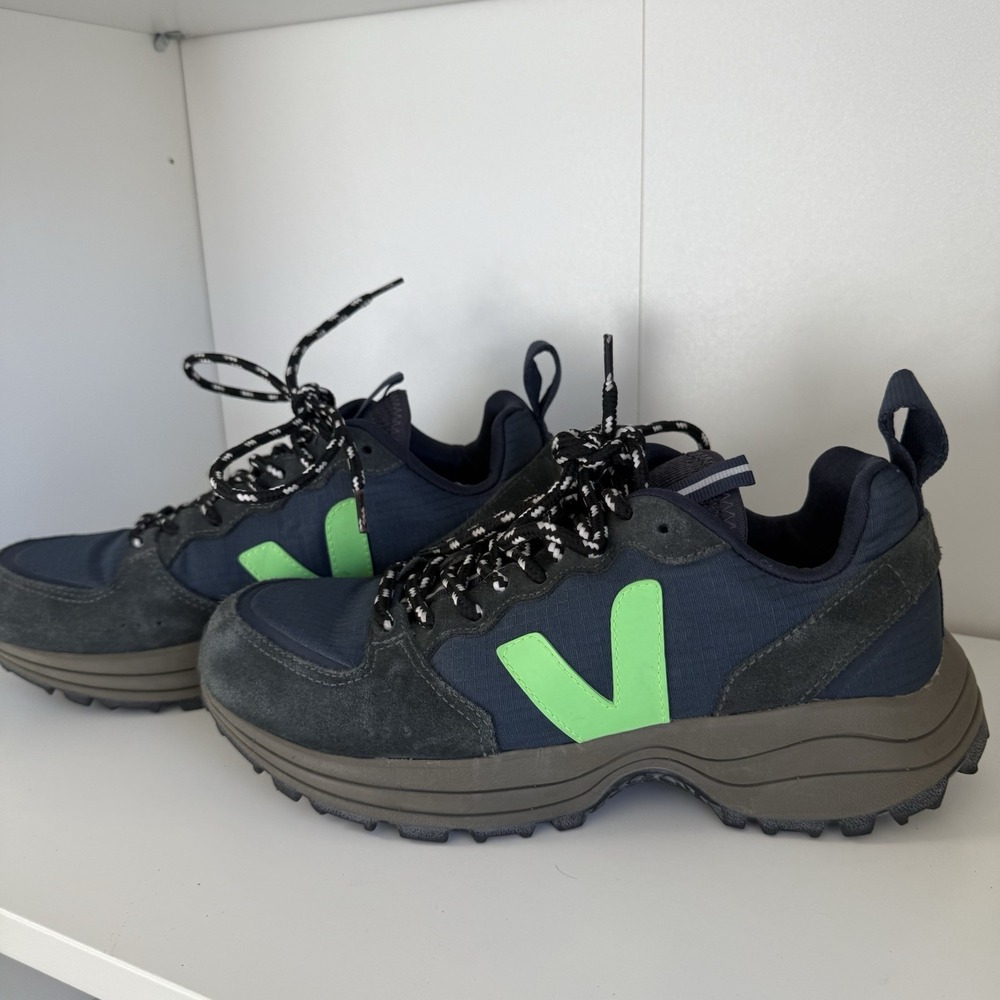 Veja Men's Alveomesh Lace Up Sneakers Blue Green Size 7